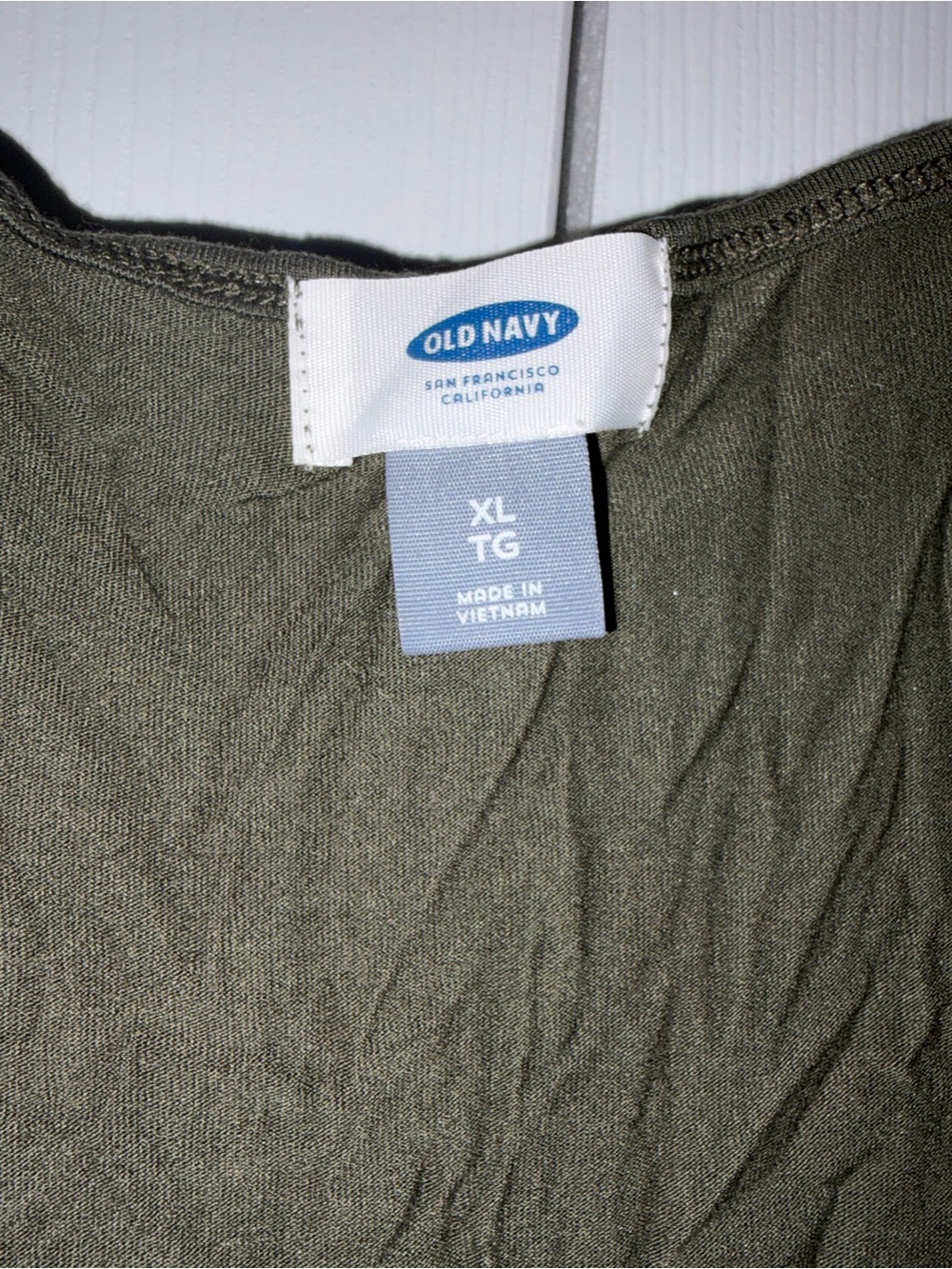 Old Navy Olive Green Scoop Neck Tank Top - Picture 2 of 2